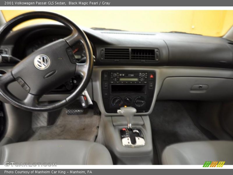 Black Magic Pearl / Gray 2001 Volkswagen Passat GLS Sedan