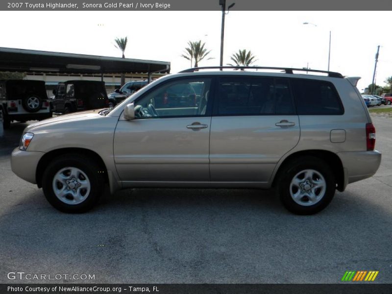 Sonora Gold Pearl / Ivory Beige 2007 Toyota Highlander