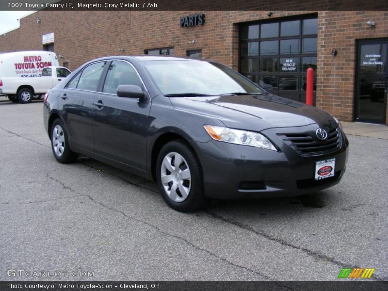 Magnetic Gray Metallic / Ash 2007 Toyota Camry LE