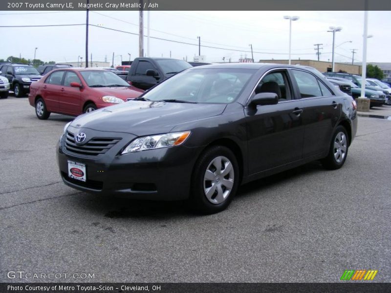 Magnetic Gray Metallic / Ash 2007 Toyota Camry LE