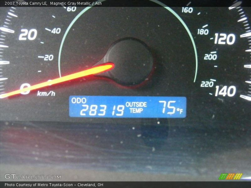 Magnetic Gray Metallic / Ash 2007 Toyota Camry LE