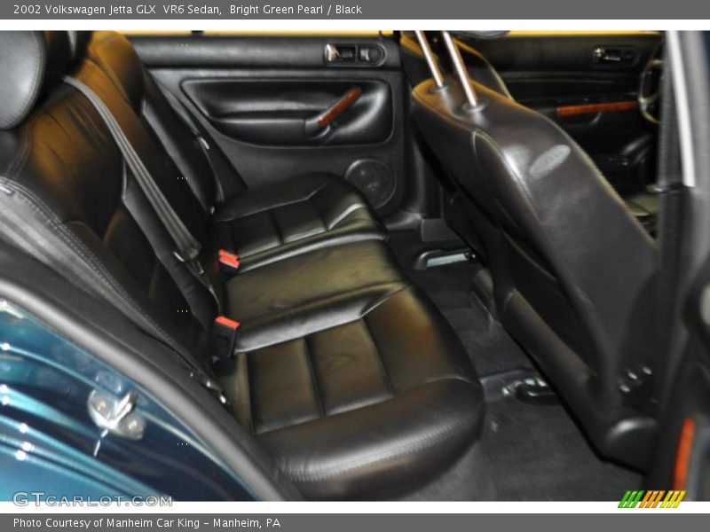 Bright Green Pearl / Black 2002 Volkswagen Jetta GLX  VR6 Sedan