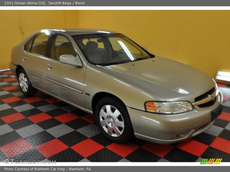 Sandrift Beige / Blond 2001 Nissan Altima GXE