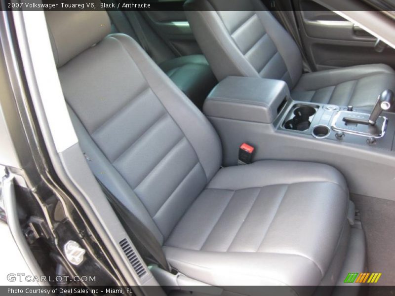 Black / Anthracite 2007 Volkswagen Touareg V6