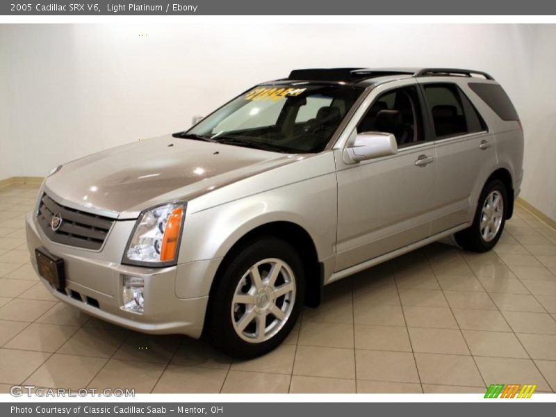 Light Platinum / Ebony 2005 Cadillac SRX V6