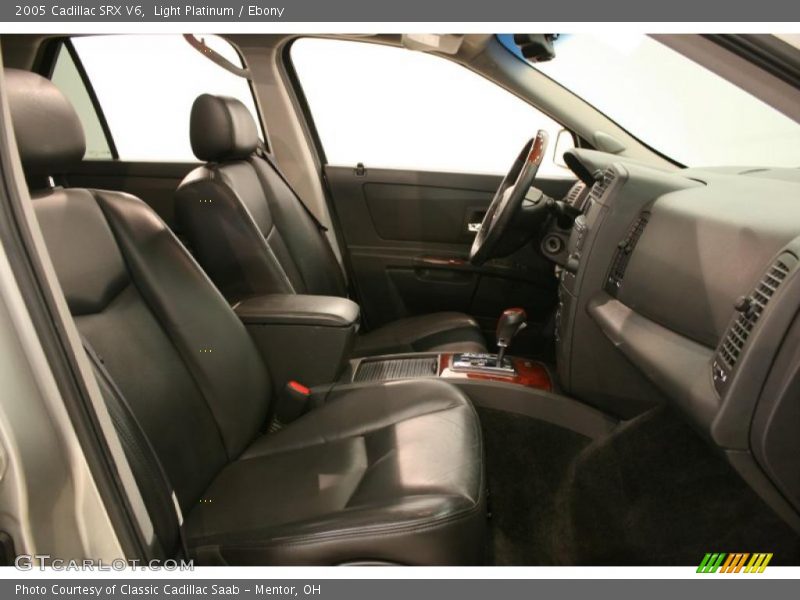 Light Platinum / Ebony 2005 Cadillac SRX V6