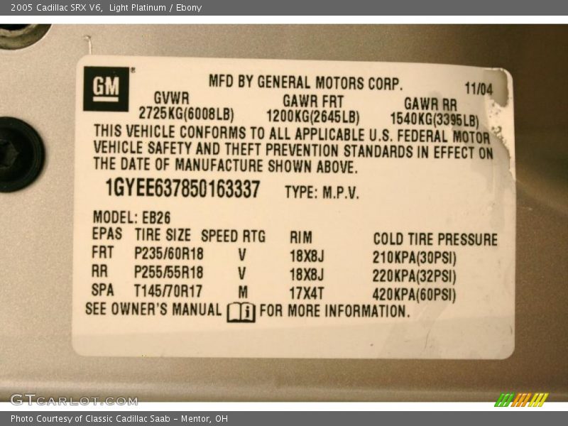 Light Platinum / Ebony 2005 Cadillac SRX V6