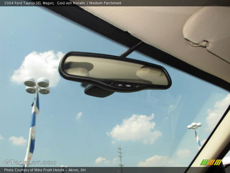 Gold Ash Metallic / Medium Parchment 2004 Ford Taurus SEL Wagon