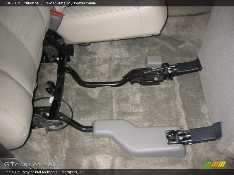 Pewter Metallic / Pewter/Shale 2002 GMC Yukon SLT