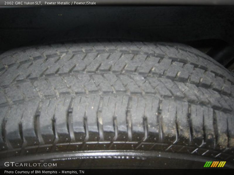 Pewter Metallic / Pewter/Shale 2002 GMC Yukon SLT