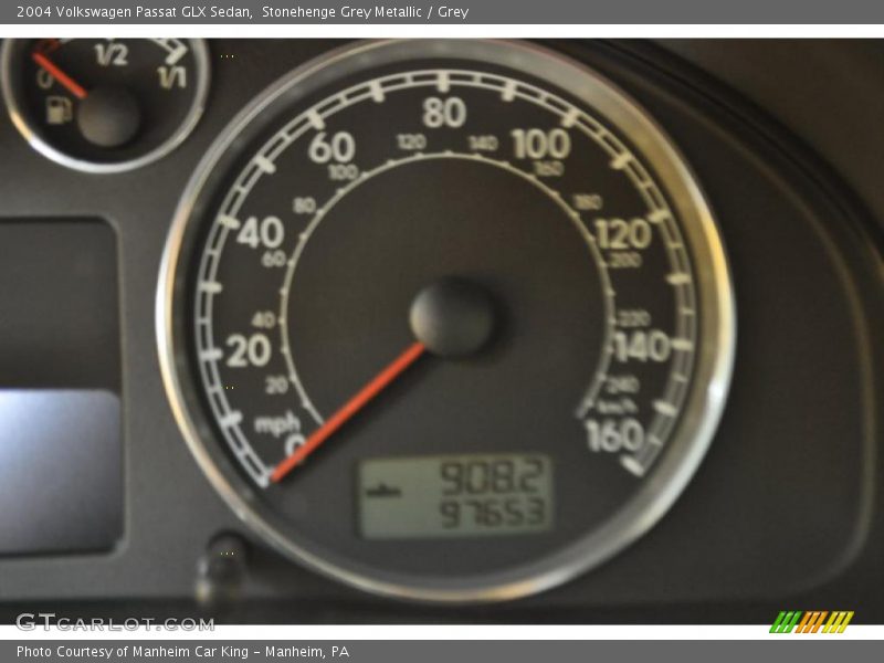 Stonehenge Grey Metallic / Grey 2004 Volkswagen Passat GLX Sedan