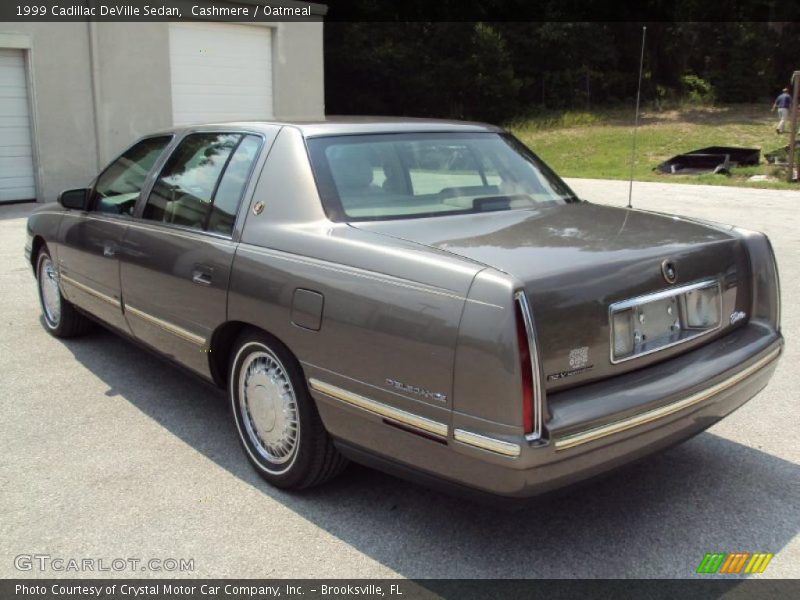 Cashmere / Oatmeal 1999 Cadillac DeVille Sedan