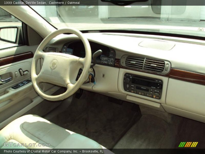 Cashmere / Oatmeal 1999 Cadillac DeVille Sedan