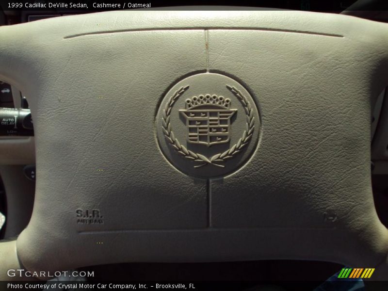 Cashmere / Oatmeal 1999 Cadillac DeVille Sedan