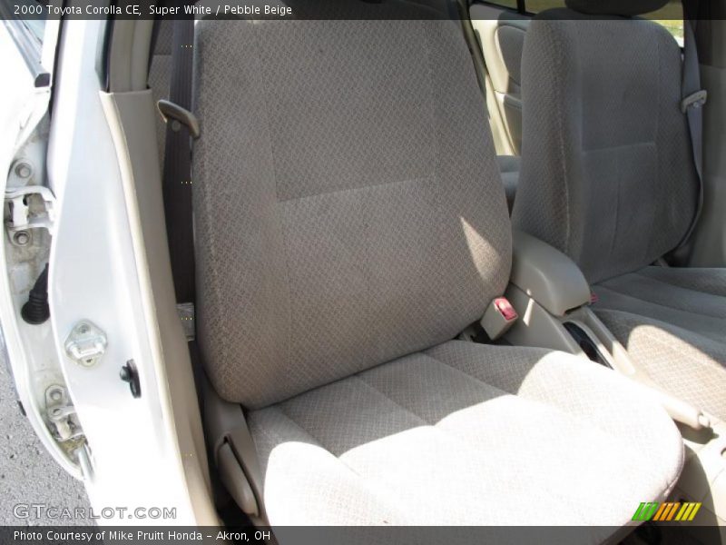 Super White / Pebble Beige 2000 Toyota Corolla CE