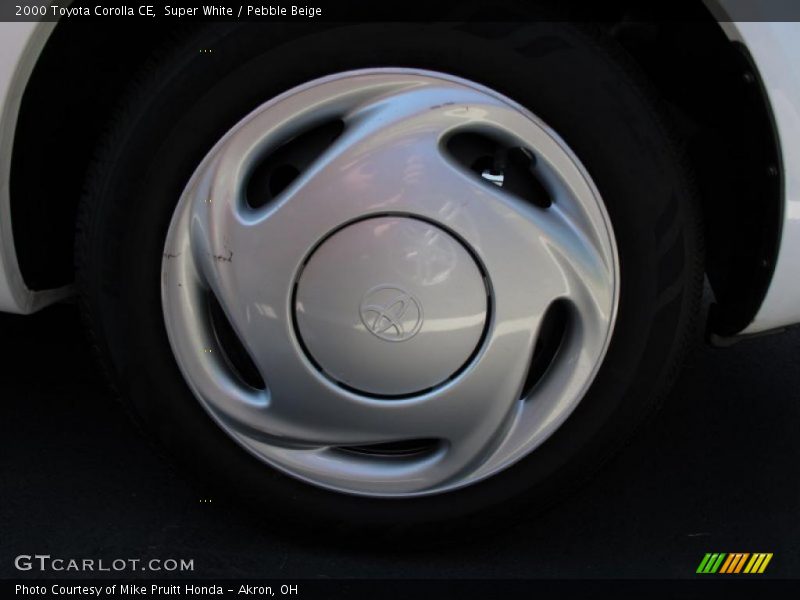 Super White / Pebble Beige 2000 Toyota Corolla CE