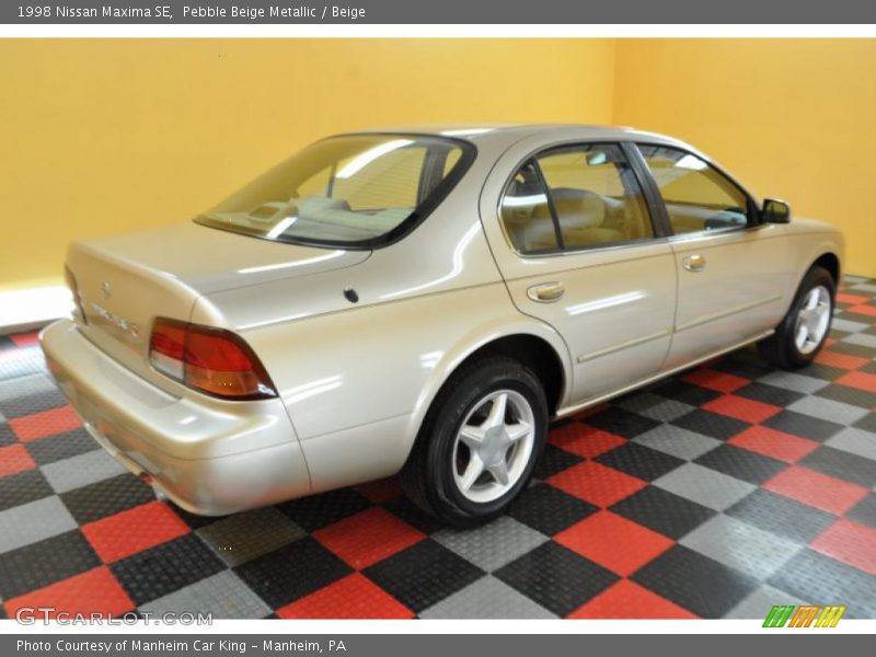 Pebble Beige Metallic / Beige 1998 Nissan Maxima SE