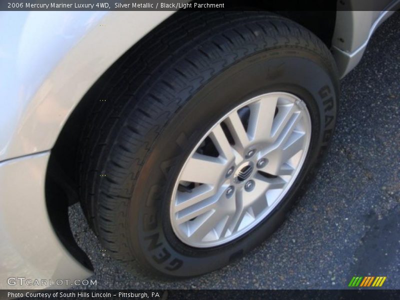 Silver Metallic / Black/Light Parchment 2006 Mercury Mariner Luxury 4WD