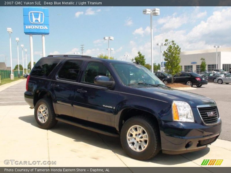 Deep Blue Metallic / Light Titanium 2007 GMC Yukon SLE