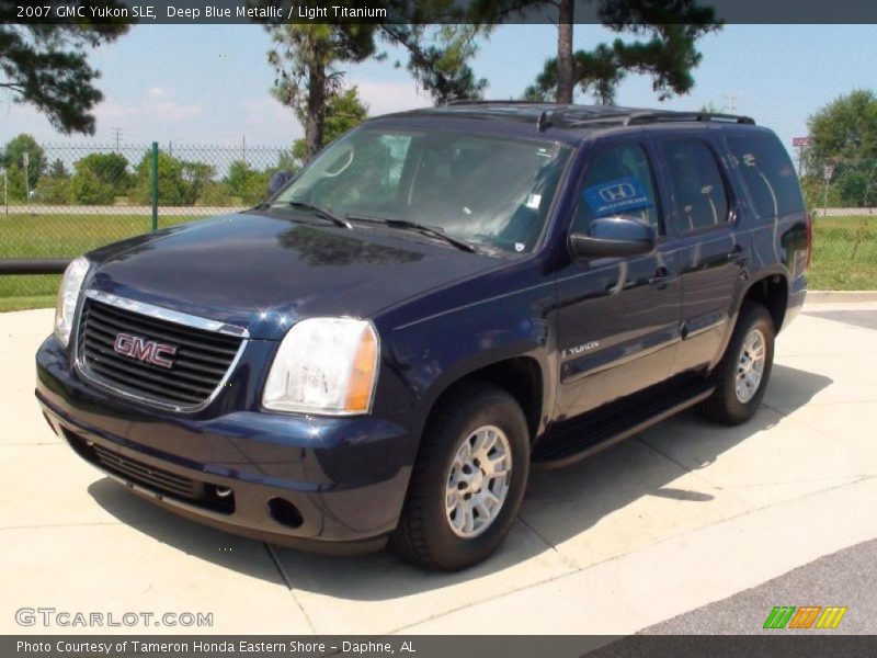Deep Blue Metallic / Light Titanium 2007 GMC Yukon SLE