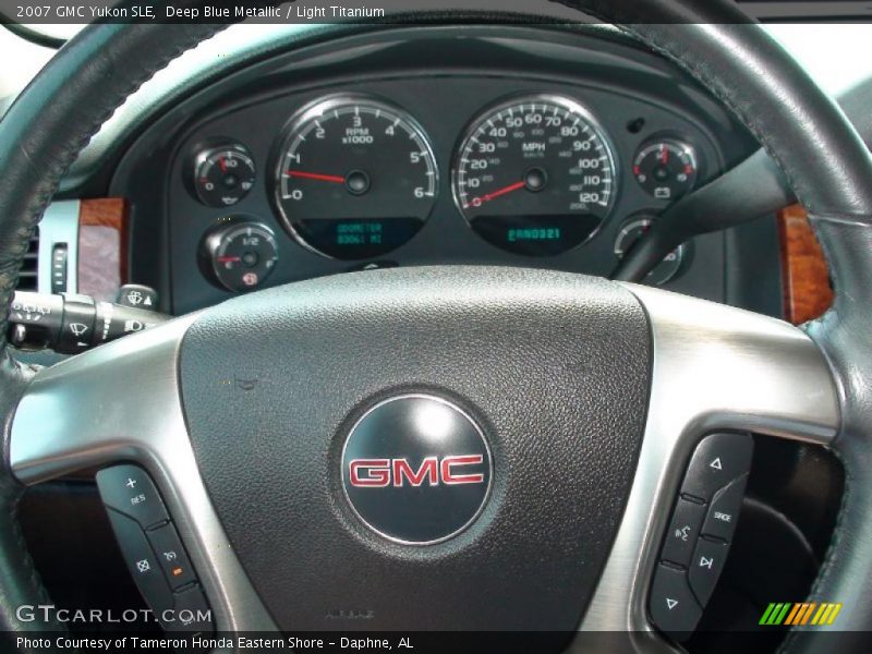 Deep Blue Metallic / Light Titanium 2007 GMC Yukon SLE