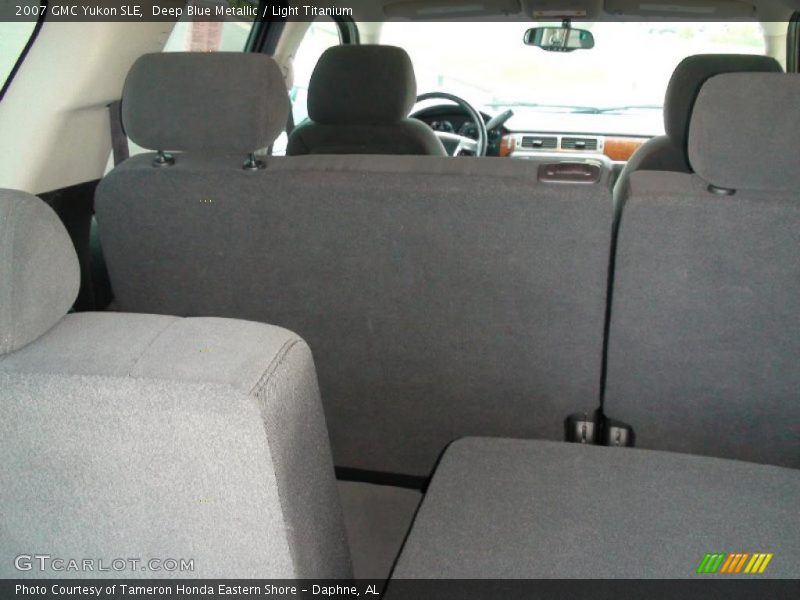 Deep Blue Metallic / Light Titanium 2007 GMC Yukon SLE