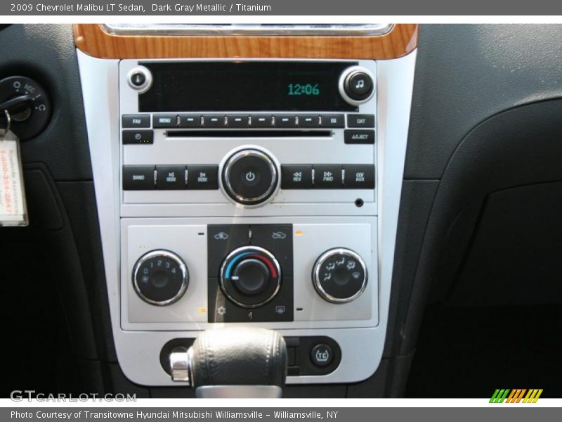 Dark Gray Metallic / Titanium 2009 Chevrolet Malibu LT Sedan