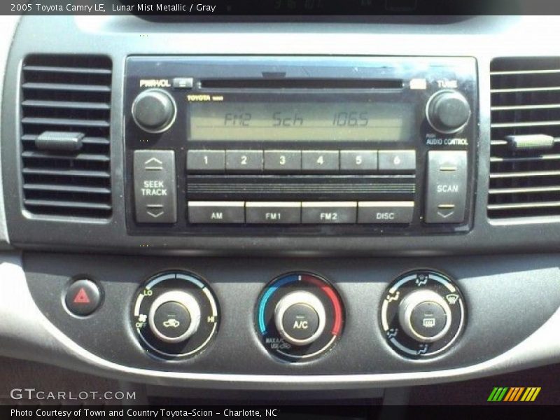 Lunar Mist Metallic / Gray 2005 Toyota Camry LE