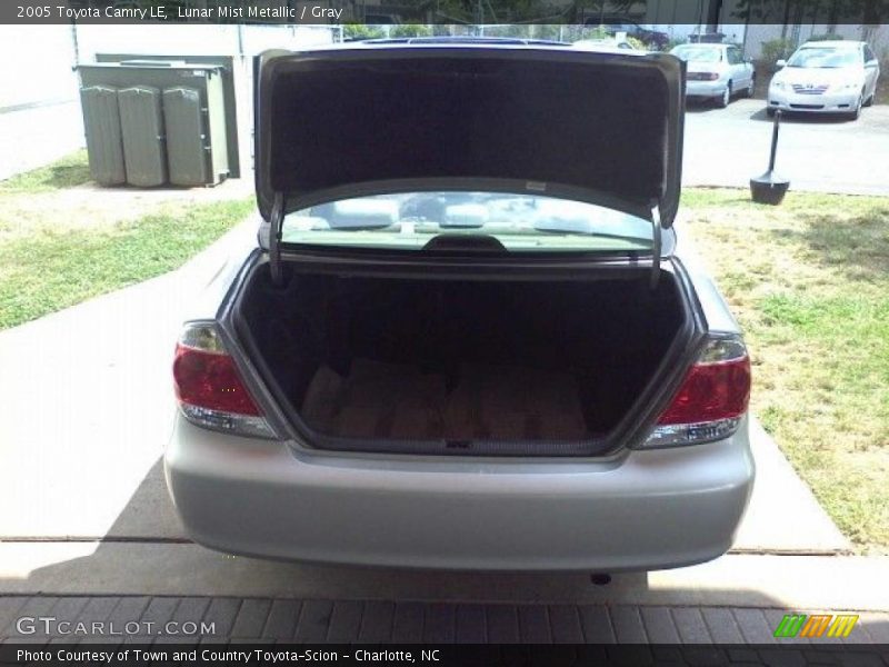 Lunar Mist Metallic / Gray 2005 Toyota Camry LE