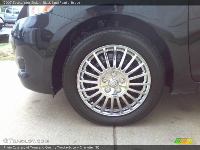 Black Sand Pearl / Bisque 2007 Toyota Yaris Sedan