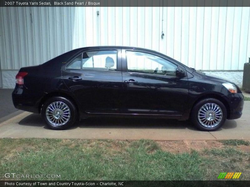 Black Sand Pearl / Bisque 2007 Toyota Yaris Sedan