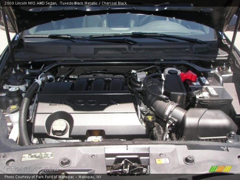 Tuxedo Black Metallic / Charcoal Black 2009 Lincoln MKS AWD Sedan