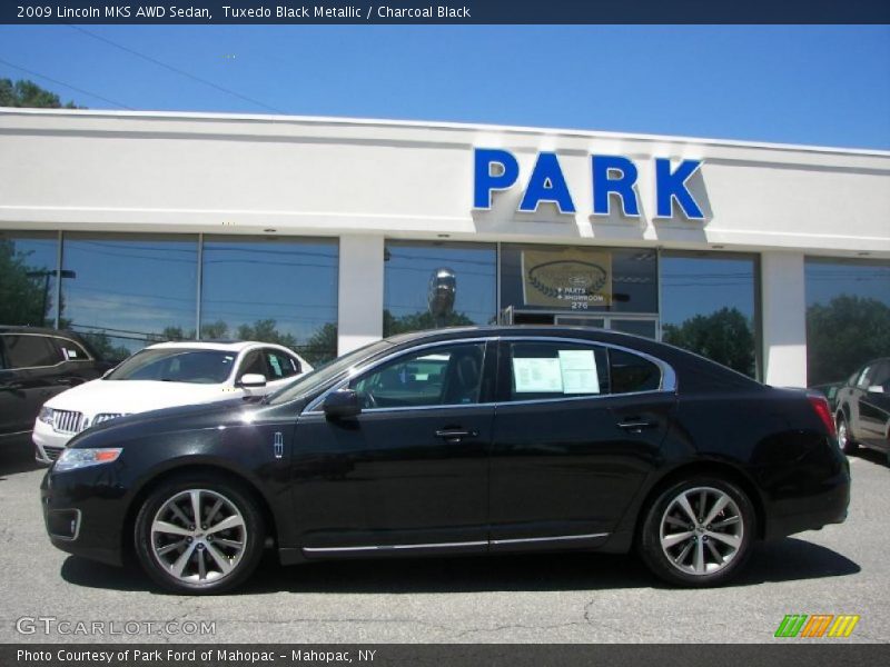 Tuxedo Black Metallic / Charcoal Black 2009 Lincoln MKS AWD Sedan