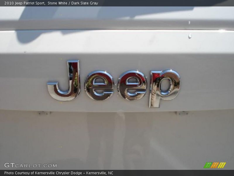 Stone White / Dark Slate Gray 2010 Jeep Patriot Sport