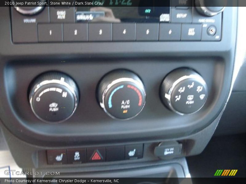 Stone White / Dark Slate Gray 2010 Jeep Patriot Sport