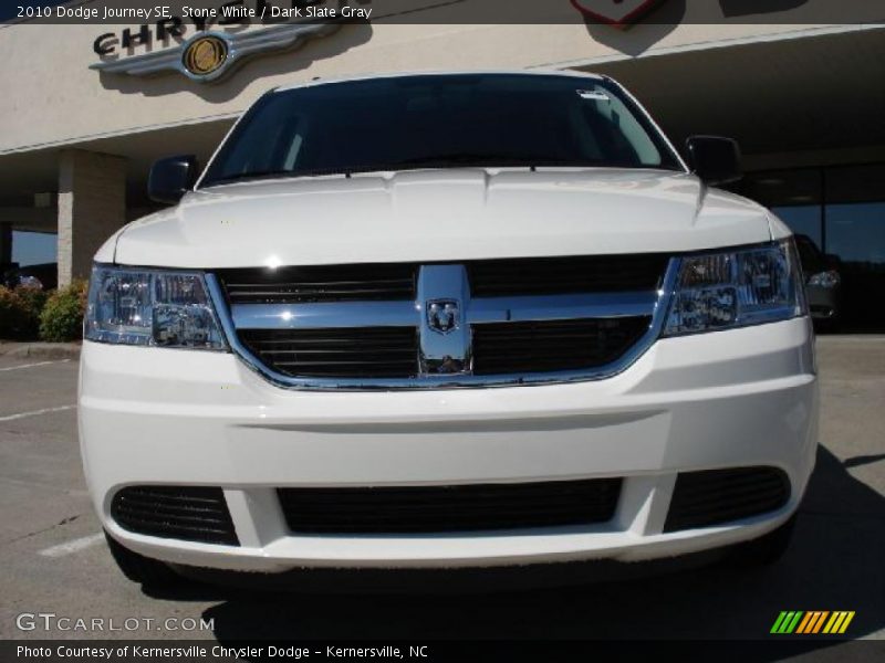 Stone White / Dark Slate Gray 2010 Dodge Journey SE