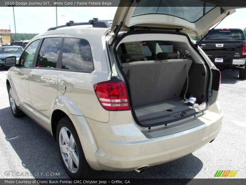 White Gold / Pastel Pebble Beige 2010 Dodge Journey SXT