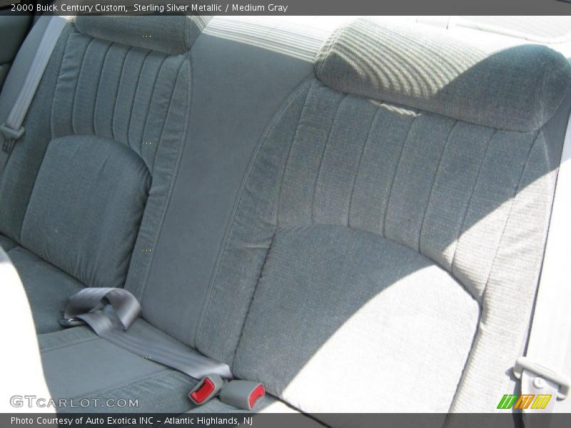 Sterling Silver Metallic / Medium Gray 2000 Buick Century Custom