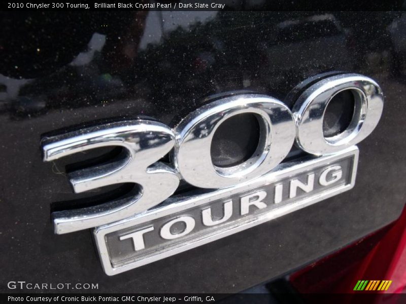 Brilliant Black Crystal Pearl / Dark Slate Gray 2010 Chrysler 300 Touring