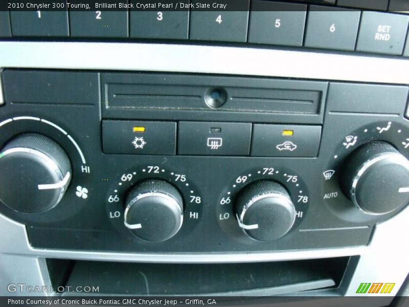 Brilliant Black Crystal Pearl / Dark Slate Gray 2010 Chrysler 300 Touring