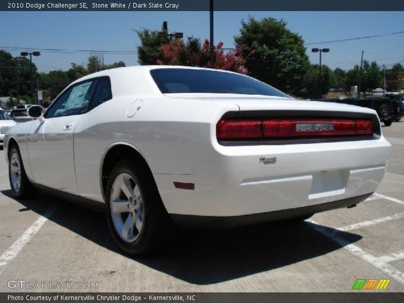 Stone White / Dark Slate Gray 2010 Dodge Challenger SE