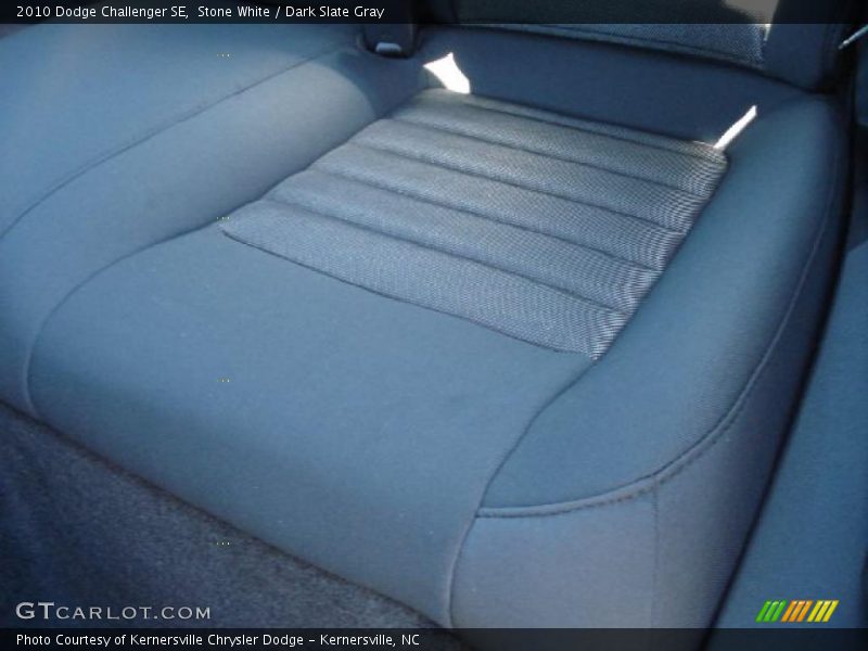 Stone White / Dark Slate Gray 2010 Dodge Challenger SE