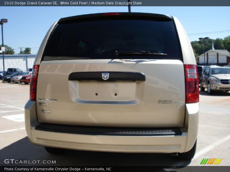 White Gold Pearl / Medium Slate Gray/Light Shale 2010 Dodge Grand Caravan SE