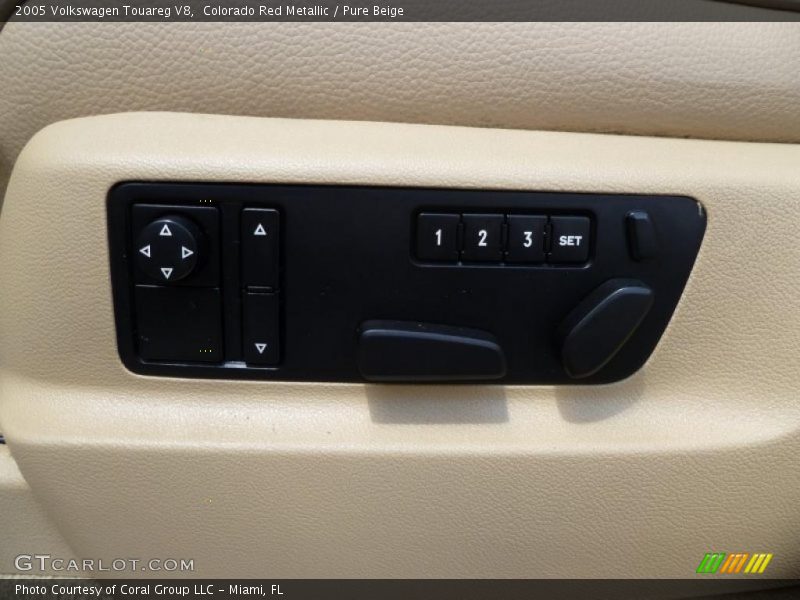 Colorado Red Metallic / Pure Beige 2005 Volkswagen Touareg V8