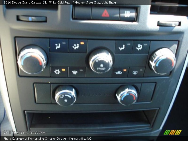 White Gold Pearl / Medium Slate Gray/Light Shale 2010 Dodge Grand Caravan SE