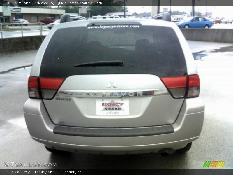 Quick Silver Metallic / Black 2010 Mitsubishi Endeavor LS