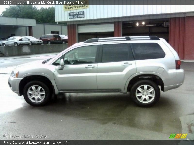 Quick Silver Metallic / Black 2010 Mitsubishi Endeavor LS