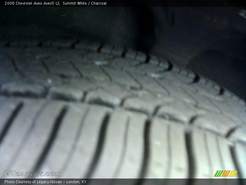 Summit White / Charcoal 2008 Chevrolet Aveo Aveo5 LS