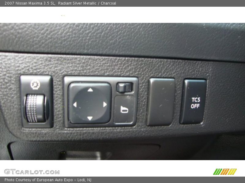 Radiant Silver Metallic / Charcoal 2007 Nissan Maxima 3.5 SL