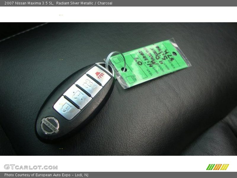 Radiant Silver Metallic / Charcoal 2007 Nissan Maxima 3.5 SL